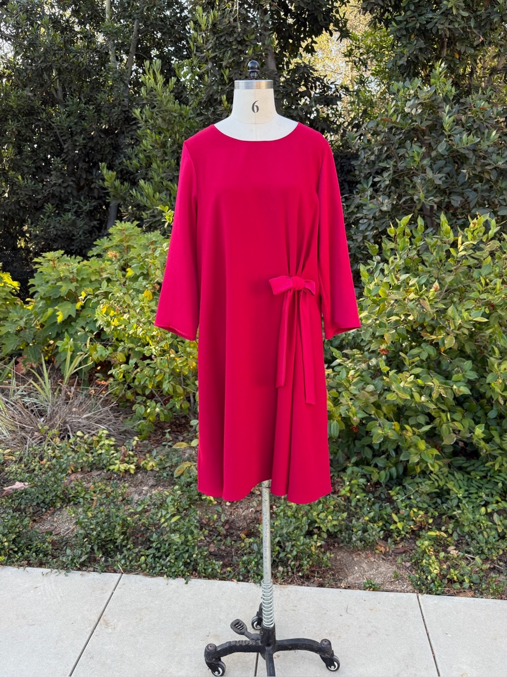Weill Paris chic midi dress - Size 12